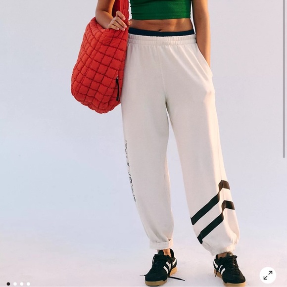 FP MOVEMENT BY FREE PEOPLE ALL STAR LOGO SWEATPANTS SIZE S MSRP $98.00 NWT - Picture 5 of 5